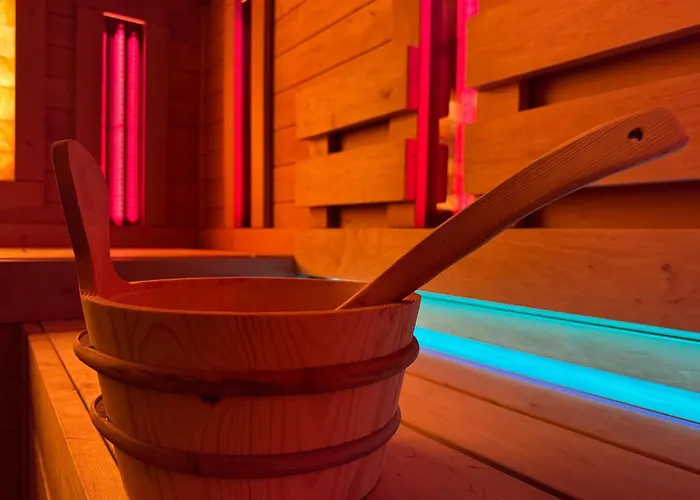 別荘 Mit Wasserblick By Interhome