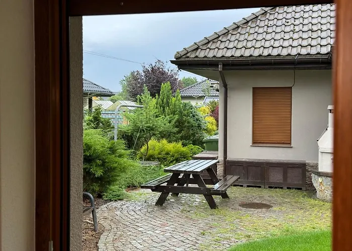 別荘 Mit Wasserblick By Interhome